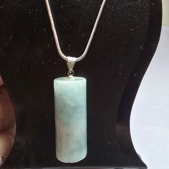 Light Blue Jadeite  Pendant Necklace - Picture 3 of 3